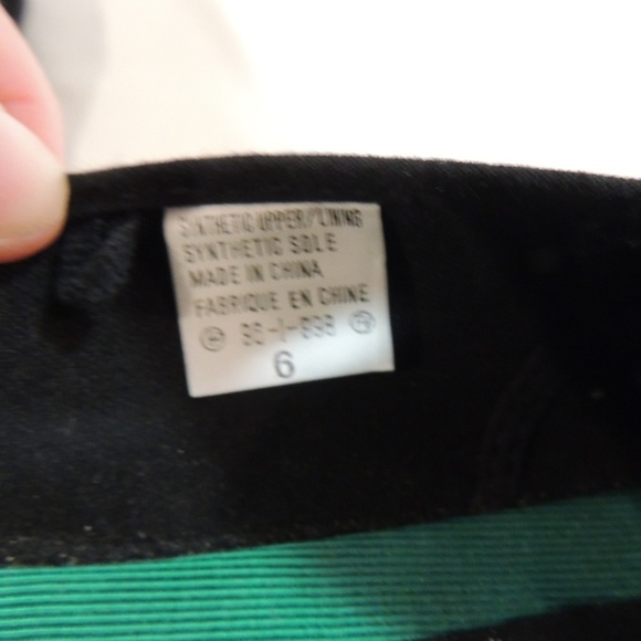 Tinsel Toes Black Velvet Christmas Flats 6 - Picture 4 of 4